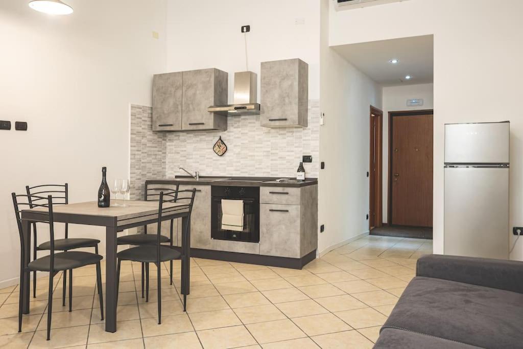 Al Torrente Apartment Monza - Milano + Free Wifi Севезо Экстерьер фото
